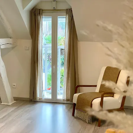 De La Croix - A 4 Minutes De L'a26 Avec Parking 4* Villechétif