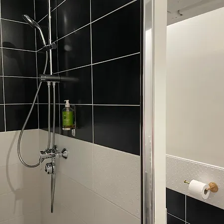 De La Croix - A 4 Minutes De L'a26 Avec Parking 4* Villechétif