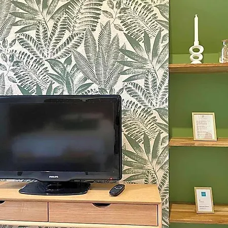 De La Croix - A 4 Minutes De L'a26 Avec Parking Bed & Breakfast 4*
