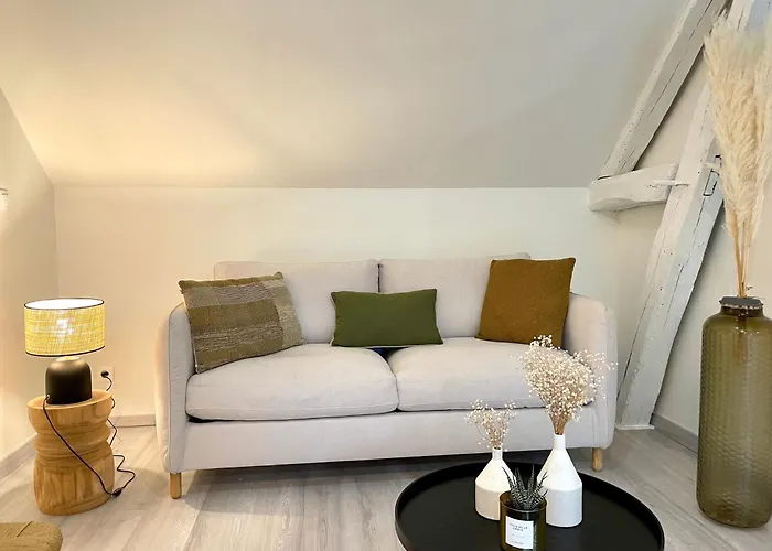 De La Croix - A 4 Minutes De L'a26 Avec Parking Bed & Breakfast Villechetif