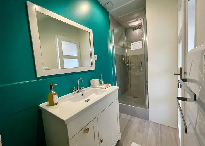 De La Croix - A 4 Minutes De L'a26 Avec Parking 4* Villechétif